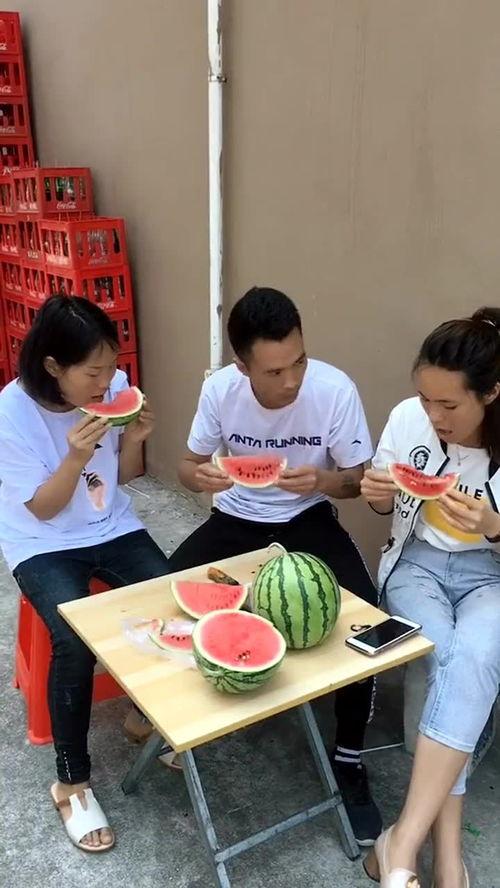 搞笑吃瓜爆料,笑料百出！娱乐圈最新吃瓜爆料大盘点