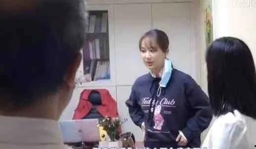 顶流吃瓜爆料直播,吃瓜爆料直播背后的真相与幕后故事