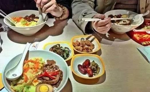 今日晚餐吃瓜直播视频播放,揭秘今晚直播晚餐瓜王争霸赛