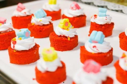 吃瓜酒店跳舞后拉黑,跳舞狂欢后，一场意外的拉黑风波