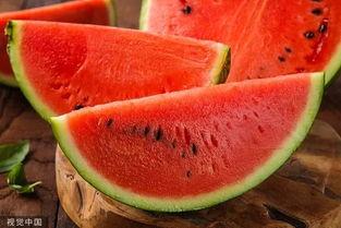 尿酸高可以吃黑蜜瓜吗,黑蜜瓜的食用指南